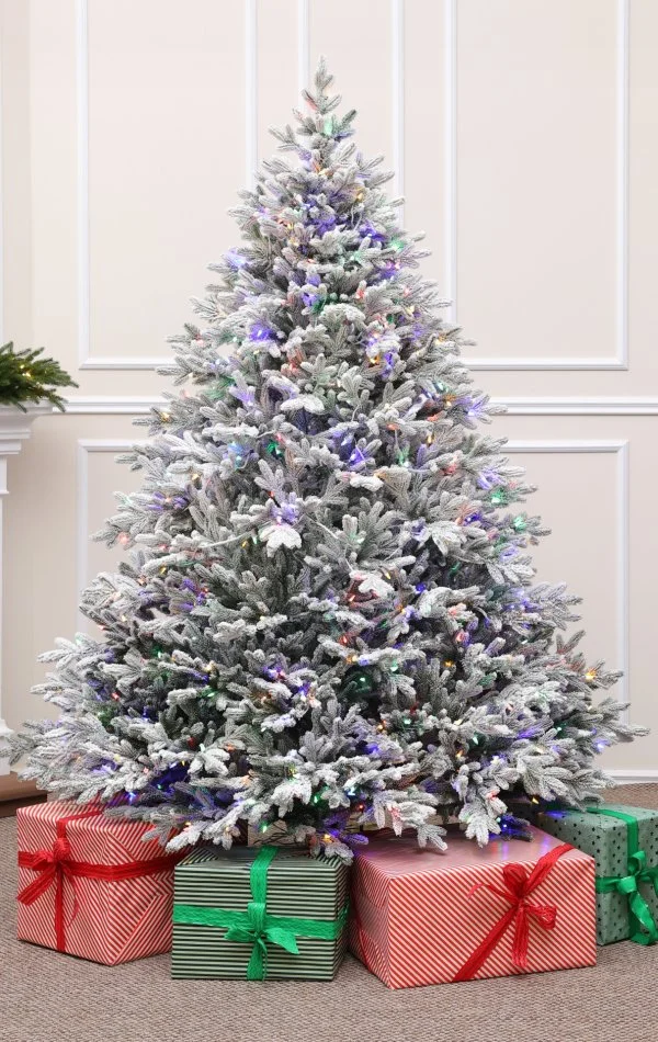 Spritzguss Weihnachtsbaum mit Schnee Dual Led 750-240 cm Alpine Fraser Snowy