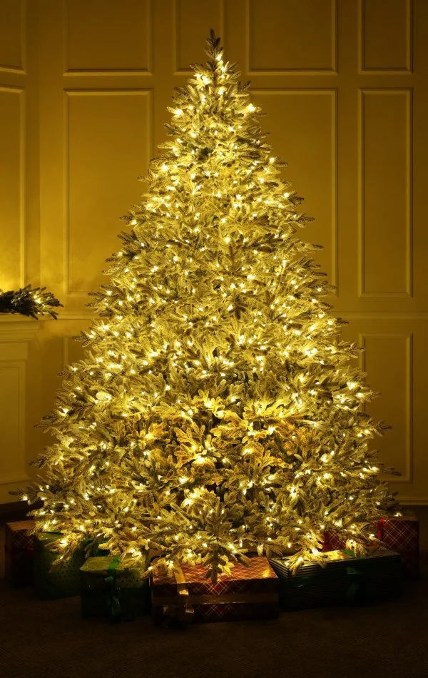 Brad artificial Full 3D cu zapada-1300 LED-300 cm Alpine Fraser Snowy