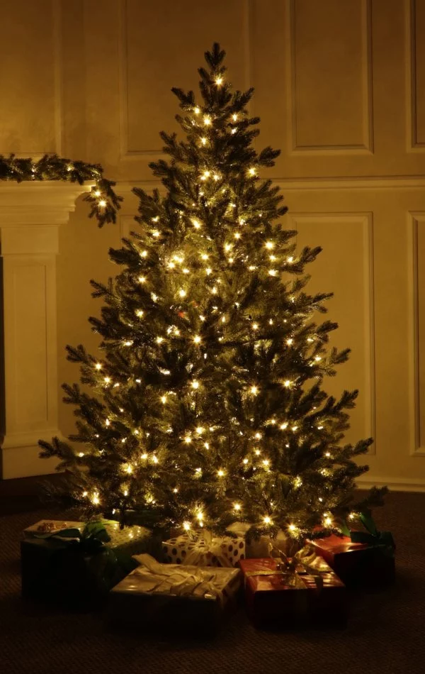 Spritzguss Weihnachtsbaum mit LED 350-180 cm-Sherwood Spruce
