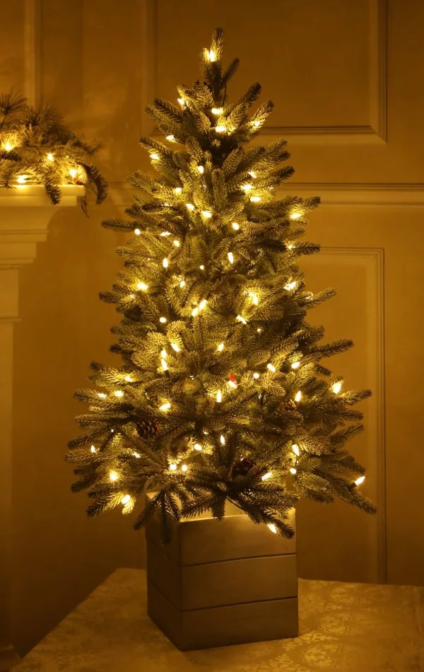Weihnachtsbaum im Topf 150 LED-122 cm Aspen Fir mit Schnee