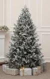 Spritzguss Weihnachtsbaum mit Schnee 230 cm- The Snowy Dream